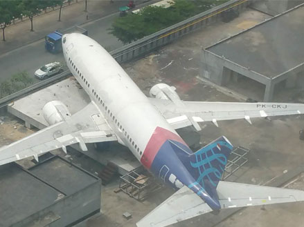 嘉大广场交付一架737